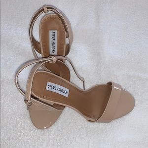 Steve Madden nude heels